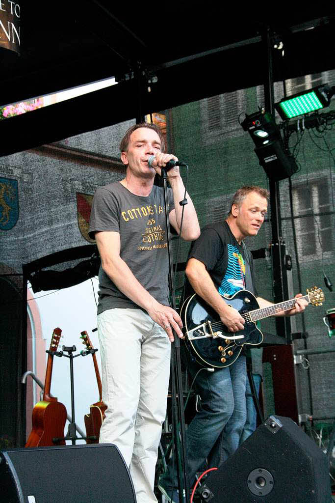 Beste Stimmung bei voller Lautstrke und vollen Glsern. Bei Wein und Musik war in Staufen drei Tage lang alles geboten,