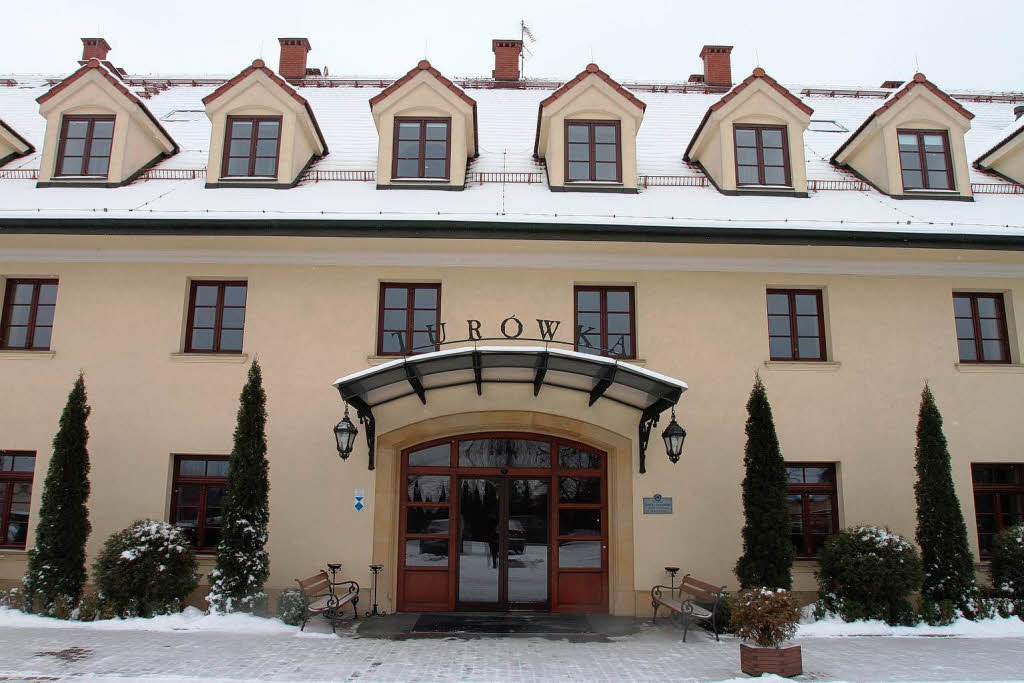 Wollen Sie wetten, wer im Hotel Turowka in Wieliczka nchtigt (aktuell natrlich ohne schneebestubte Bsche)?