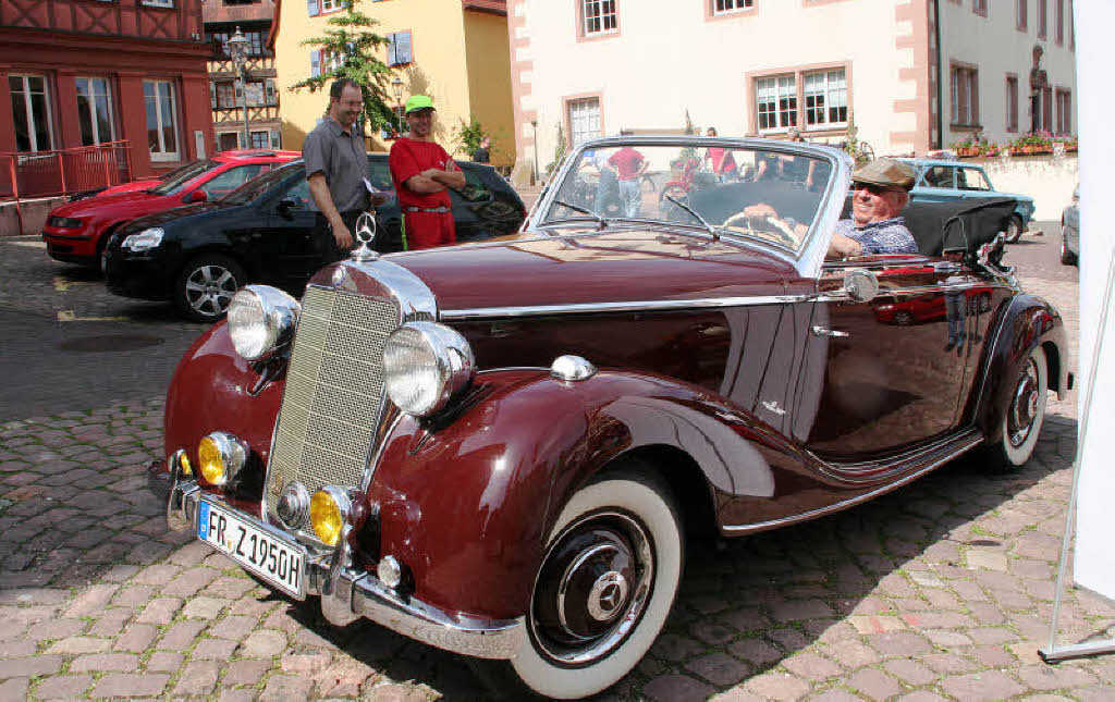 Der älteste Oldtimer ist 100 Jahre alt - Kreis Emmendingen - Badische