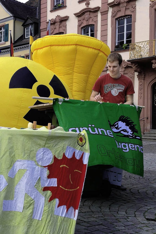 Anti-Atom-Aktion auf dem Offenburger Rathausplatz.   | Foto: PRivat