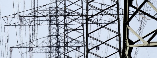 Das Stromnetz in der nrdlichen Ortena...gionalwerk  wird zumindest verzgert.   | Foto: dpa