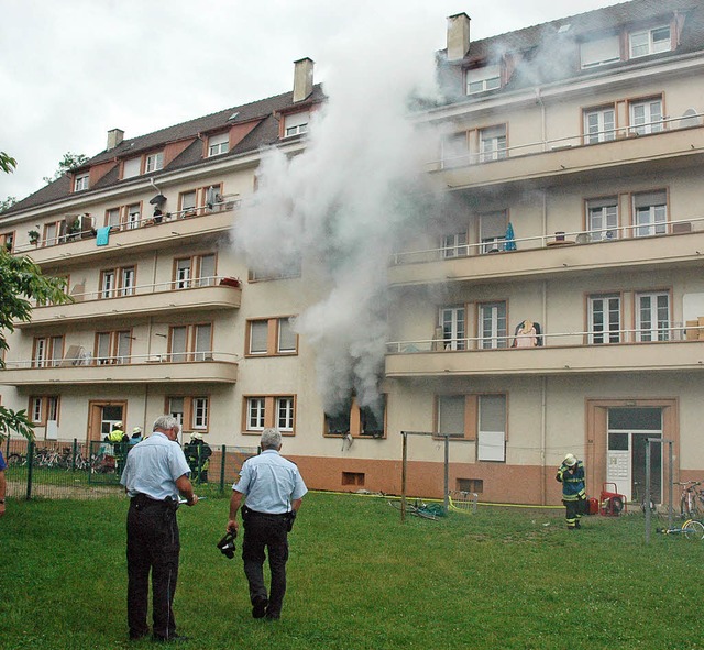 Zahlreiche Wohnungen wurden durch das ... zumindest vorbergehend unbewohnbar.   | Foto: stadt kehl