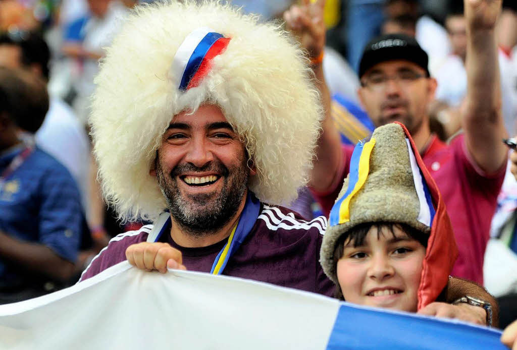 Frankreich und England trennen sich nach mauem Spiel 1:1.