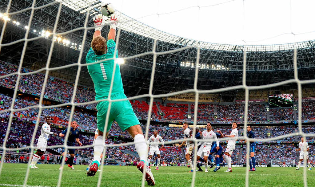 Frankreich und England trennen sich nach mauem Spiel 1:1.