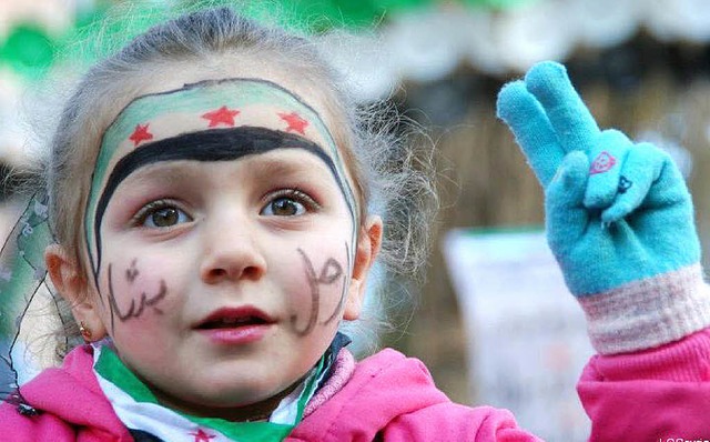 Erwachsene benutzen in Syrien Kinder f...ht: &#8222;Assad tritt zurck.&#8220;   | Foto: DPA