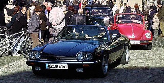 Die Oldtimerparade zieht immer wieder ...schen auf sich, wie hier in Ettenheim.  | Foto: Alfred Haas