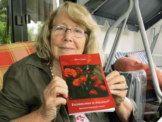 Mit ihrem zweiten Buch, einem historis... Krozinger Geschichte wieder aufleben.  | Foto: Martina Faller