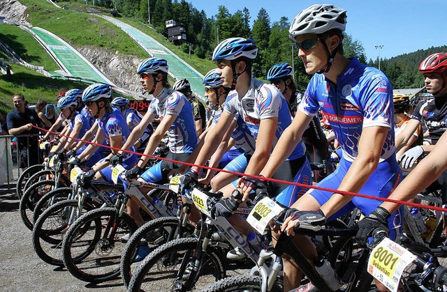 Fr 1500 Biker beginnt am Sonntag in H...nen beim Kirchzartener Bike-Marathon.   | Foto: Dieter Maurer