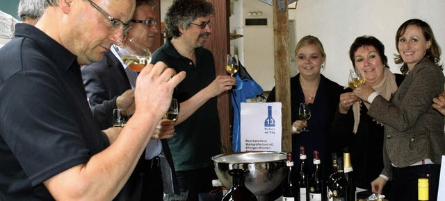 ber reges Interesse an  Weinen des &#...nen Christina Krebs und Monika Frey.    | Foto: BKM