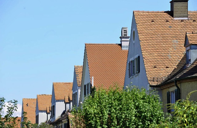 In der Freiligrathstrae knnen Mieter ihre Reihenhuser kaufen.   | Foto: Rita Eggstein