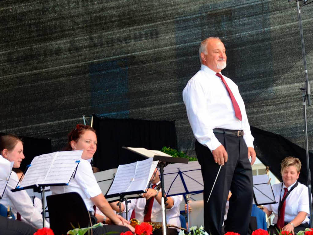 Dirigent Max Lehmann spornte die Musiker der Stadtmusik zu Hchstleistungen an