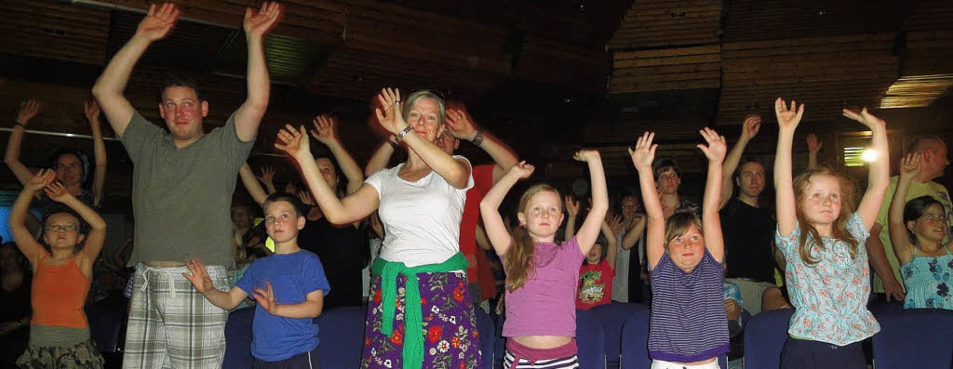 Mitmachtanz bei der &#8222;Geheimsache...ber potenziellen Gewaltttern einben   | Foto: silke hartenstein