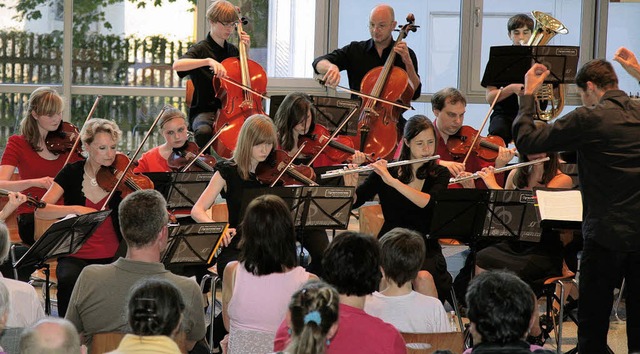 Das sel-Orchester bot Bartoks &#8222;Zehn Vortragsstcke fr Kinder&#8220;.  | Foto: Sandra Decoux-Kone