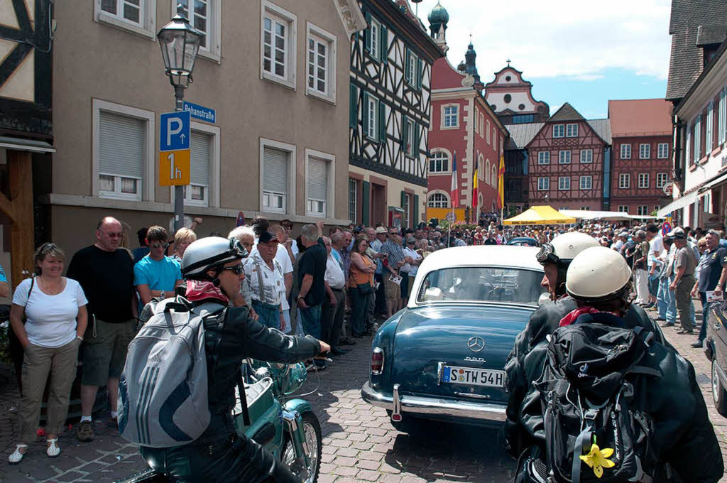 Die ADAC-MSRT-Breisgau-Veteranen-Rallye Freiamt machte Halt in Ettenheim