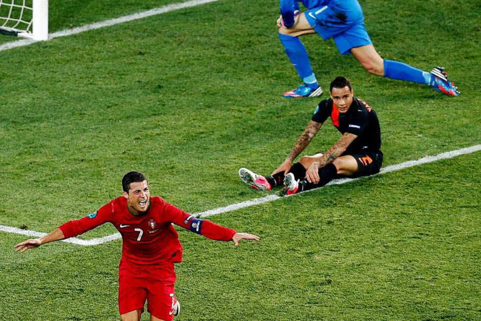 Mit einer Weltklasse-Show hat Cristiano Ronaldo die „fliegenden Holländer“ erstmals seit 32 Jahren bereits nach der EM-Vorrunde auf die Heimreise geschickt. (Foto: dapd) Mit einer Weltklasse-Show hat Cristiano Ronaldo die „fliegenden Holländer“ erstmals seit 32 Jahren bereits nach der EM-Vorrunde auf die Heimreise geschickt. (Foto: dapd)