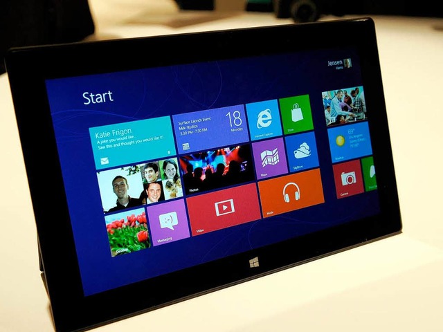 Microsoft greift Apple mit eigenen Tablet-Computern an.  | Foto: AFP