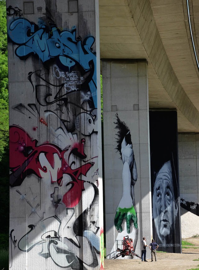 Die Bridge Gallery ist stetig im Wande...auch Loomit mit einem Werk vertreten.   | Foto: Barbara Ruda