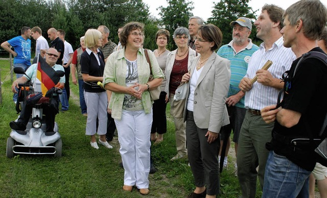 Ob Schreiner (4.v.r.) hrte sich die S..., aber es gab auch einiges zu lachen.   | Foto: Gertrude Siefke