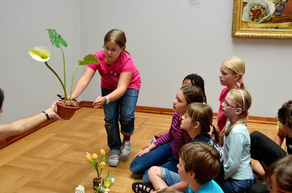 Die Klasse 4a aus Weil-Haltingen besichtigt die Renoir-Ausstellung im Kunstmuseum Basel. Die Klasse 4a aus Weil-Haltingen besichtigt die Renoir-Ausstellung im Kunstmuseum Basel.