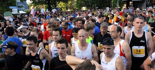 Massen tummelten sich beim Sonnwendlauf und dem Rahmenangebot.   | Foto: (3) wolfgang knstle