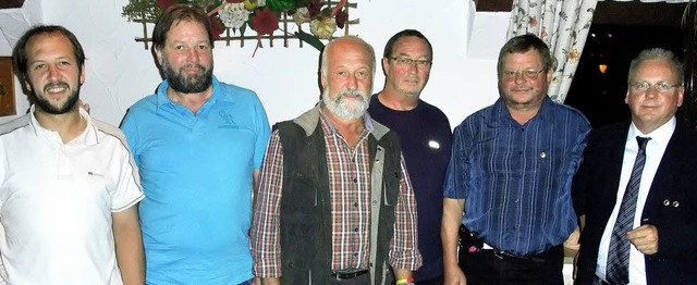 Ehrungen gab es beim  Sportverein  Sch...iser, Karl Heinz Mayer und Bruno Hug.   | Foto: Luisa Denz