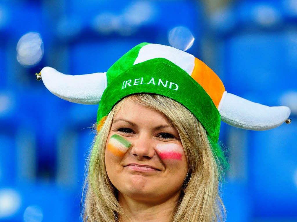 Vorrunde, 1. Spieltag: Irland – Kroatien trennen sich 1:3