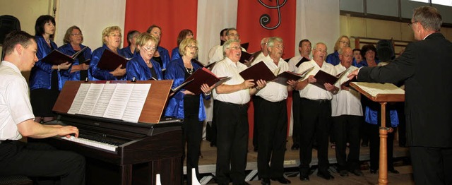 Der Gemischte Chor des MGV Altdorf ges...  &#8222;Melodien zum Trumen.&#8220;   | Foto: Sandra Decoud-Kone