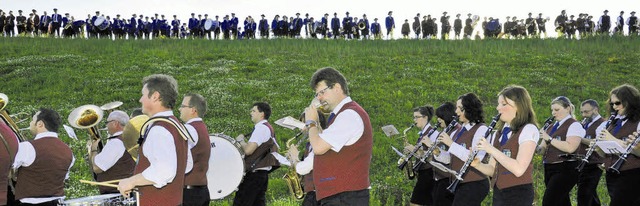 Prachtvolle  Kulisse: der Hochwasserda...fest des Donaueschinger Stadtteils.     | Foto: SIGWART