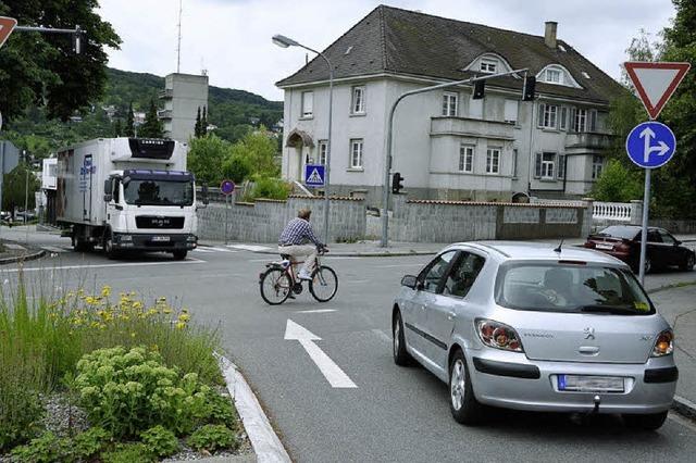 Freie Whler: Verkehrsinsel ist im Weg