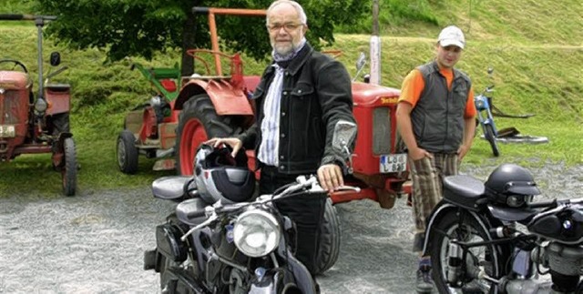 Auch Zells Brgermeister Rudolf Rmmel... am Oldtimertreffen in Ehrsberg teil.   | Foto: Karlheinz Rmmele