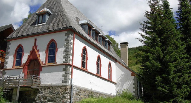 Warum die Kapelle an der Ortsdurchfahr...n des historischen Rundwegs erklren.   | Foto: Ulrike Jger