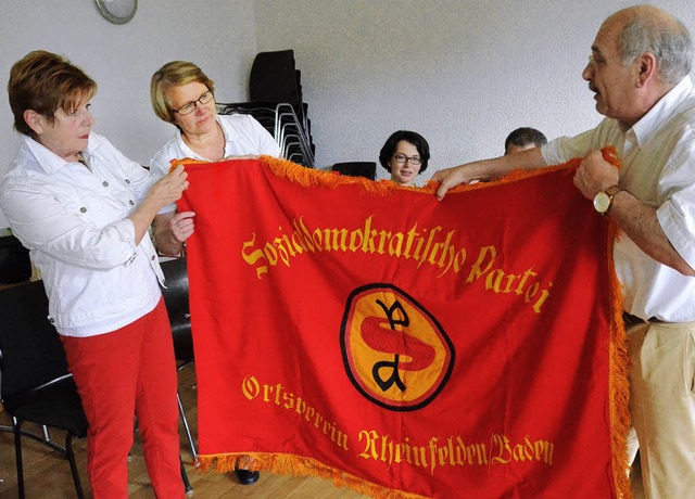 Viel Rot bei der Rheinfelder SPD: Kurt...n als Vorsitzende Karin Paulsen-Zenke.  | Foto: Peter Gerigk