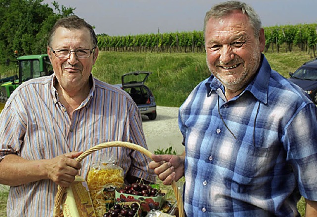 Heinz Meyer (links) dankt Hubertus Gernoth.   | Foto: zvg