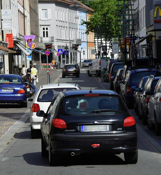 Die eigentlich verkehrsberuhigte Grabe...Die SPD fordert deshalb Konsequenzen.   | Foto: Willi Adam