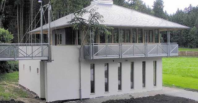 Stahlhtte oder schmucker  Pavillon? I...en gehen die Ansichten auseinander.     | Foto: Lendle