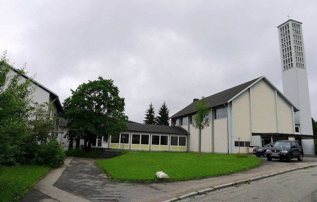 Pfarrhaus, Gemeindehaus, Kirche und Ki... der Gemeinderume diskutiert werden.   | Foto: Thomas Winckelmann