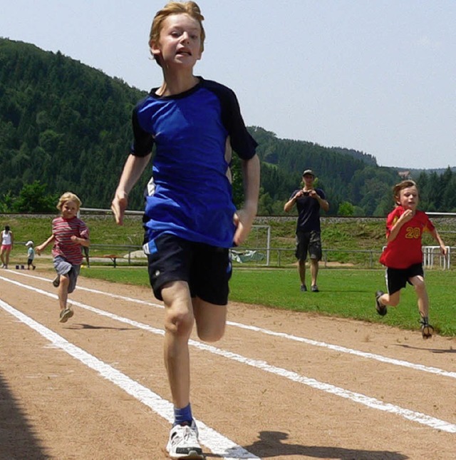 Ein 50- oder  75 Meter- Lauf gehrte zum Dreikampf.   | Foto: Kurt Meier