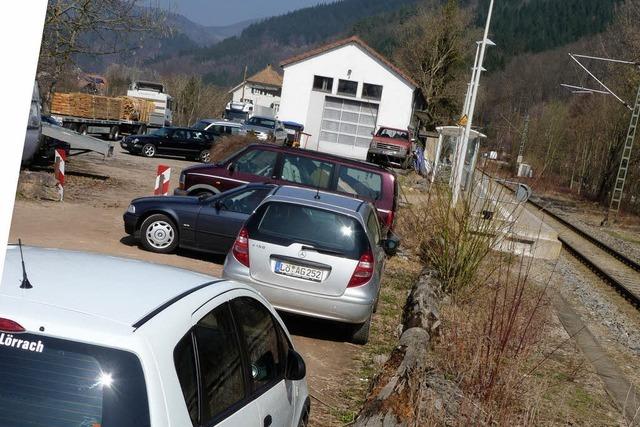 Parkplatz kriegt festen Boden