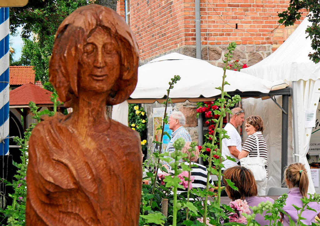 Impressionen vom Regionalmarkt auf Rgen, bei dem sich der Kaiserstuhl prsentierte.