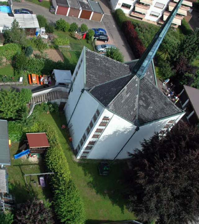 Zum Quartiersfest hatte die Christusge...haus auch einmal von oben betrachten.   | Foto: Winter