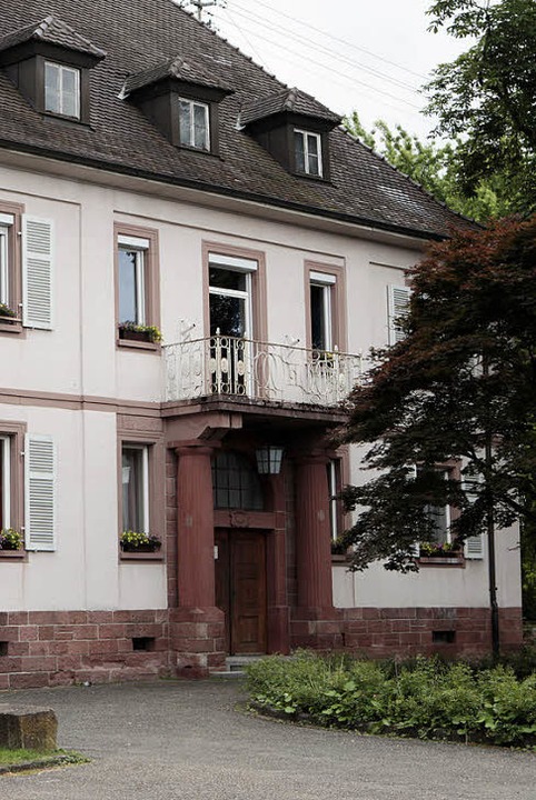 Ottenheims Rathuser: Sitz der Ortsver...ng (links) und der Gemeinde Schwanau.   | Foto: (2) Chr. Breithaupt