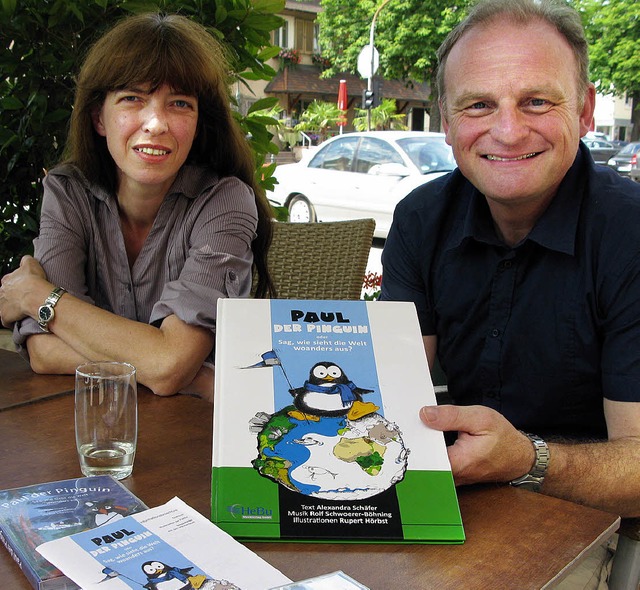 Die Geschichte von Paul, dem Pinguin, ...st nun im Hebu-Musikverlag erschienen.  | Foto: Dorothee Philipp