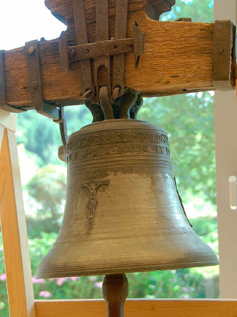 Die alte Glocke des Rotburenhofs