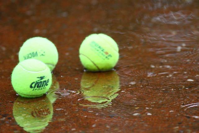 TC Neustadt strmt nach Gewitter an die Spitze