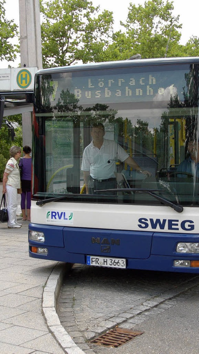 Die Kosten fr Treibstoff und Personal...n Verkehrsunternehmen sind gestiegen.   | Foto: Michael Reich