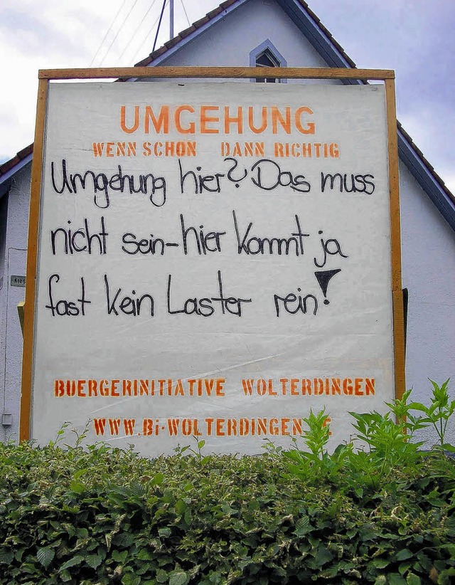 Eindeutig: Protestplakate in Wolterdingen.   | Foto: REichart