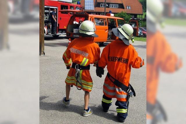 Schulunterricht in feuerfester Kleidung