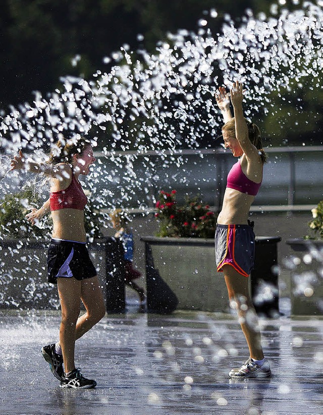 Wasser, bitte: Das war die Devise whr...jngsten Hitzewelle in Washington DC.   | Foto: dpa