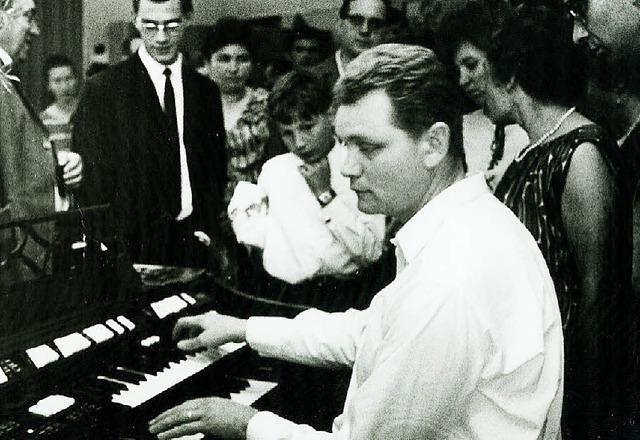 Musikhaus Haas - auf einer Messe im Jahr 1962 mit Wurlitzer-Orgel  | Foto: Privat