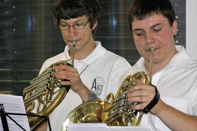 Junge Musiker der Jugendmusikschule we...pera&#8220; bei einem kleinen Konzert.  | Foto: benjamin Bohn